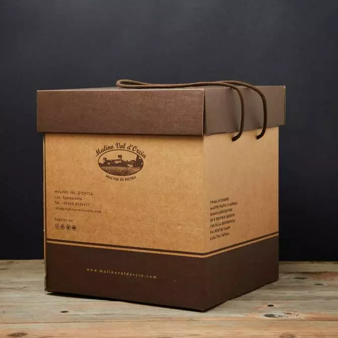 cubo regalo pasta natale